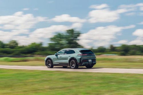 Porsche, Porsche Cayenne, Porsche's 1139-HP Cayenne EV Weighs Nearly Three Tons but Hits 60 MPH Quicker Than a Corvette ZR1