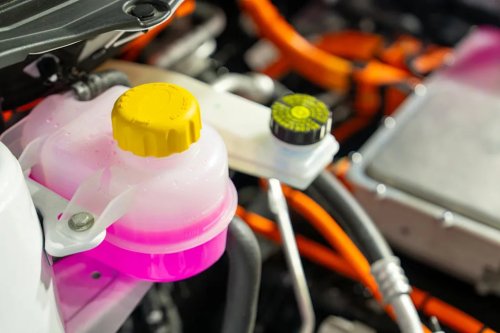 Mechanics Say This Quick Check Can Prevent Your Car From Overheating This Summer