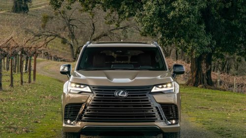 I Drove the 2026 Lexus LX 700h Overtrail. This is the Ultimate Expression of the Model