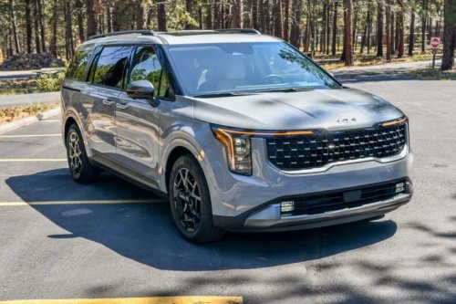 The Best Hybrid MPG Cars, vs. Those With the Best Range—and How to Tell Which Is Right For You