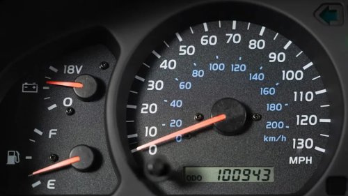 This 25-Year-Old, 100k-Mile Toyota Land Cruiser Just Sold for Nearly as Much as a New One