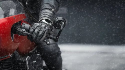 9 Cool Gadgets Every Motorcycle Rider Needs