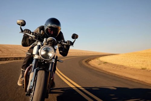 Triumph’s 2026 Speed Twin 1200 Is A Low-Key, Stylish Winner