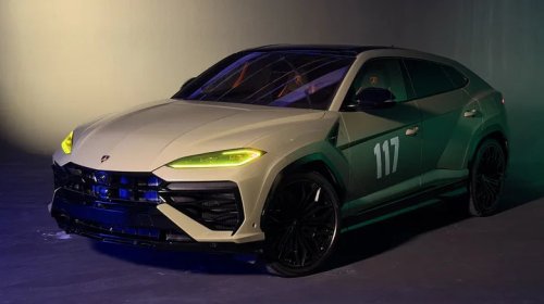Lamborghini, Lamborghini Designed A Halo-Themed Urus You Can Drive In 'Forza Horizon 6' (More Importantly, I Got To Meet Master Chief)