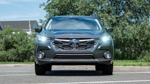 I drove the Subaru Crosstrek and Hyundai Venue for a week — here's the sub-$40K SUV I'd buy with my own money