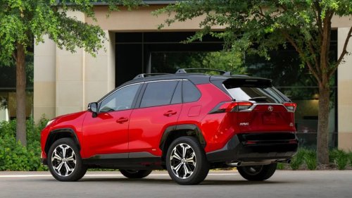 Toyota, Toyota RAV4, SUV, Toyota’s RAV4 Family SUV Now Uses Supercar-Style Active Aero Tricks