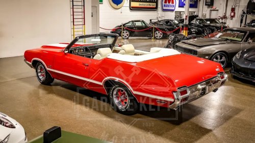 Gorgeous 1971 Oldsmobile 442 Convertible With 455 V8 And Muncie 4-Speed Is Up For Sale