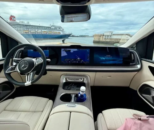 Mercedes-Benz, Every Family Car Should Be as Posh as the Mercedes-Benz VLE Luxury Electric Minivan