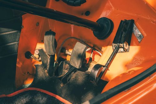 Discover the pioneering Bond Bug