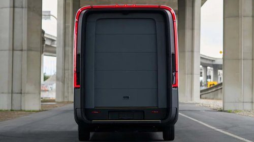 Rivian, Amazon Added 10,000 Rivian Electric Vans In Just Six Months