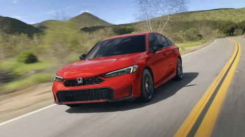 These 5 compact cars get 35 MPG without a hybrid setup—and cost way less