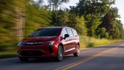 I Drove the 2027 Chrysler Pacifica 500 Miles and Now Want More Minivans
