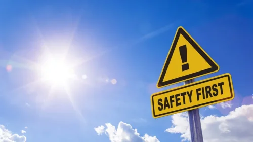 Why Do Some Speed Limit Signs Have Flashing Yellow Lights?