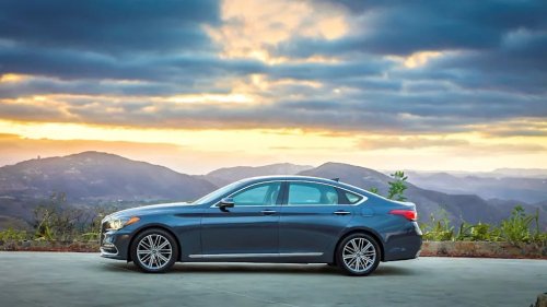 SUV, 7 Used Luxury Sedans That Give You More Car Than a New Compact SUV