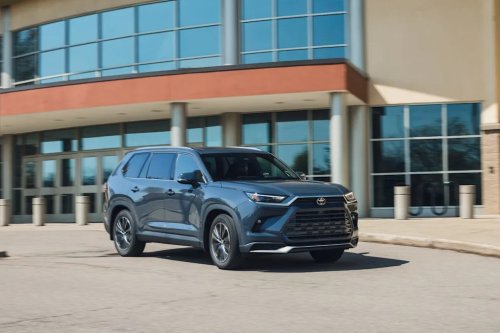 Toyota, Toyota Highlander, View Photos of the 2026 Toyota Grand Highlander Platinum Hybrid Max