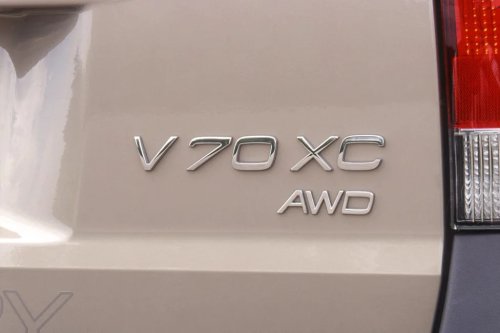 Take a Closer Look at the 2001 Volvo V70 Cross Country (Photo Gallery)