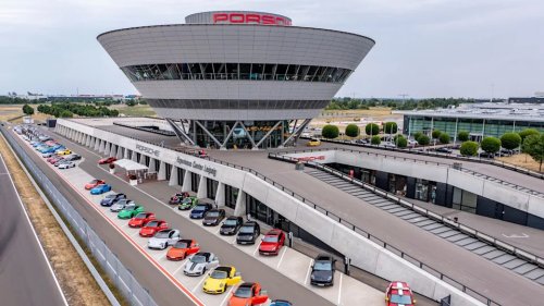 Porsche, Porsche Cayenne, Porsche Cayenne Turbo, The 2006 Porsche Cayenne Turbo S Was Built for More Than the Autobahn