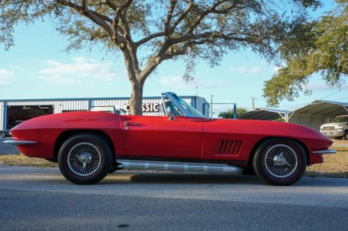 Chevrolet, Chevrolet Corvette, 1967 Chevrolet Corvette Convertible for Sale With 1,200 Miles Shown