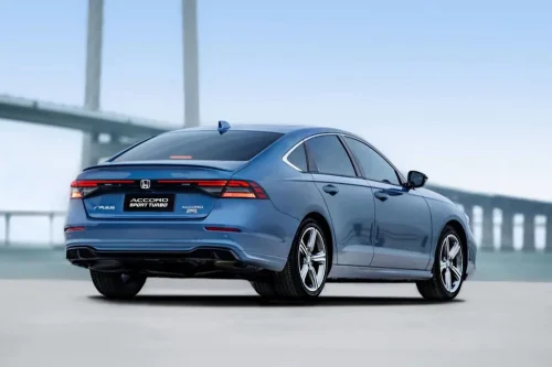 Toyota, Toyota Camry, Honda, Honda Accord, Toyota Camry Vs. Honda Accord: Which One Is Safer?