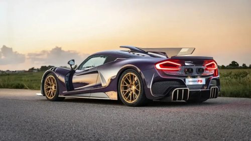 Hennessey, Hennessey Unleashes Wild 2,031-HP Venom F5-M With a Gated Manual