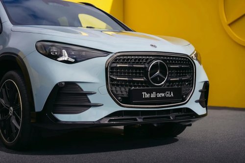 View Exterior Photos of the 2028 Mercedes-Benz GLA-Class Hybrid
