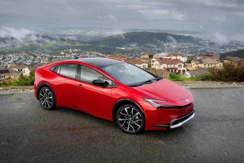 Toyota, Toyota’s Hybrid Boom Is About to Smash the 5 Million Mark
