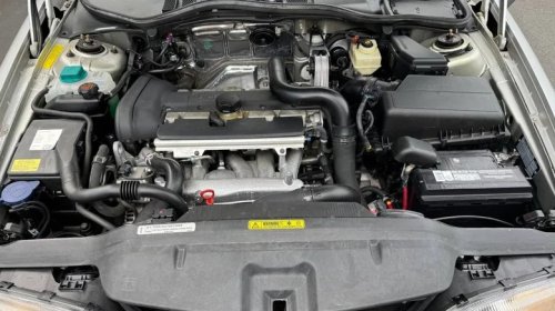 At $4,700, Could You Overlook This Exquisite 2000 Volvo V70 XC's One Major Flaw?