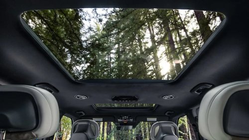 Hundreds Of U.S. Car Owners Say Their Sunroofs Are Exploding — NHTSA Can't Find Defects