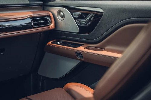 Inside the 2026 Lincoln Aviator Reserve: Full Interior Photo Gallery