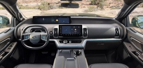 Ford, Ford Expedition, GMC, 2026 Ford Expedition Tremor vs GMC Yukon AT4 | 5 Key Differences