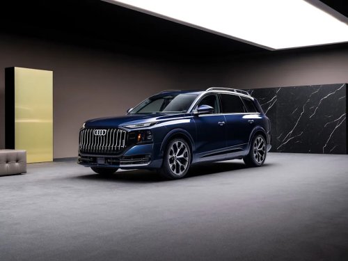 Audi, View Exterior Photos of the 2027 Audi Q9