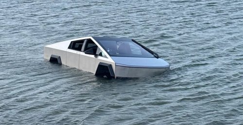 Tesla, Cybertruck, Texas Driver Arrested After Driving Tesla Cybertruck Into Lake to Test 