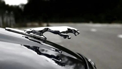 Jaguar, Man Saves Customer's Jaguar From a Major Failure After Finding a Fault With a 'Brand New' Part