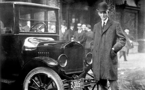 250 Years of America: A Brief History of the American Automobile