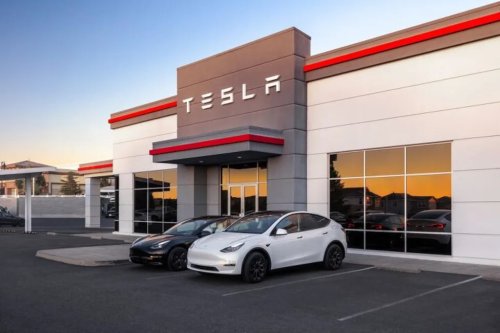 Used EV Sales Continue to Rise: Is the Predicted Rush On?