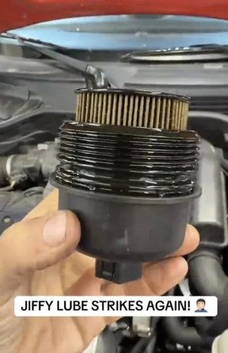 Mechanic Blames Jiffy Lube for Missing Gasket on Mini Cooper After Oil Change