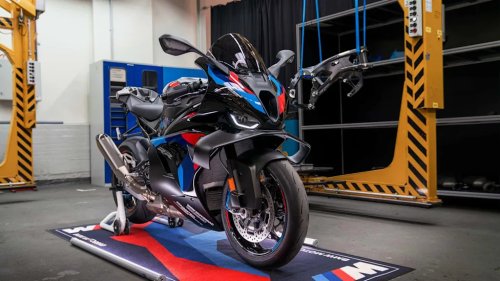BMW’s Motorcycle Updates Are Mostly Paint. But Its Superbike Got Some Cheat Codes