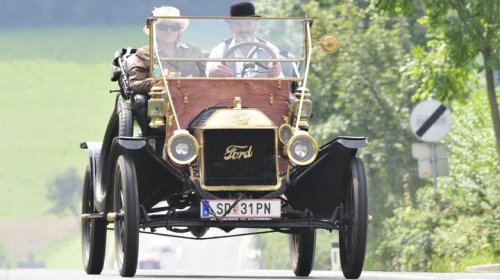 Ford, The Ford Model T Looks Simple Until You Get To The Transmission