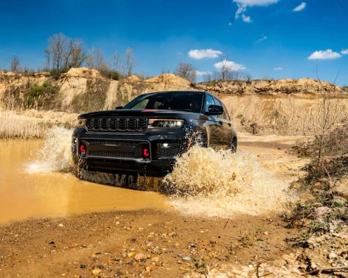 Jeep, Dodge, RAM, Jeep, Dodge and Ram Just Made a Fan-Favorite Feature Standard for the Next Decade
