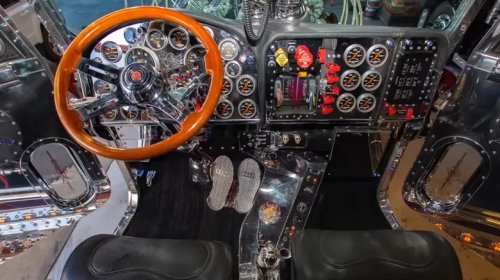 The World's Most Expensive Semi Truck Has Almost 4,000 HP And Can Reach 130 MPH