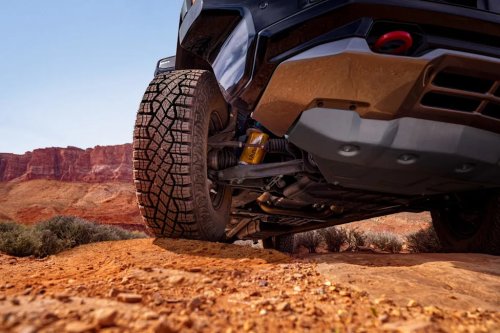 A Closer Look at the 2027 Chevrolet Silverado 1500 Exterior (Photo Gallery)