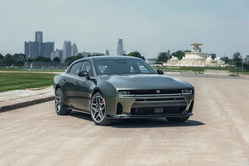 See Exterior Pics of the 2026 Dodge Charger Sixpack R/T