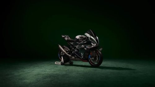BMW, BMW's New Limited Edition Superbike Celebrates the World’s Greatest Motorcycle Race