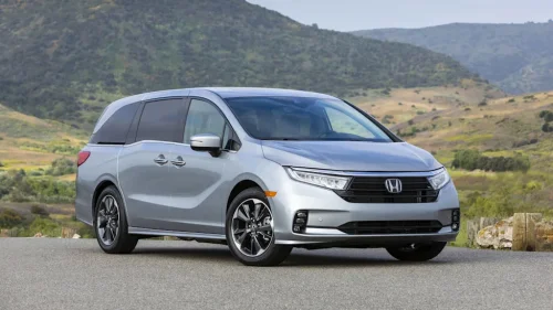 Honda, Honda Odyssey, Toyota, Kia, Kia Carnival, 2022 Honda Odyssey Vs. 2022 Toyota Sienna Vs. 2022 Kia Carnival: Which One Is The Most Reliable? There's One Clear Winner