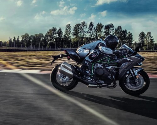 Kawasaki’s Next Hyper Ninja Diverges from Its Predecessors in a Major Way