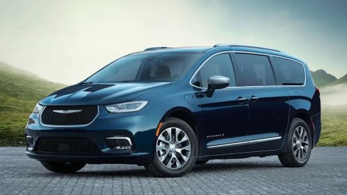 Chrysler, Chrysler Recalls America’s Only Plug-In Hybrid Minivan, Tells Owners To Park Outside