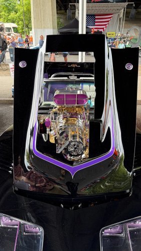A Lowrider Meet Convinced Me: Enthusiasts Should Step Out of Their Comfort Zones