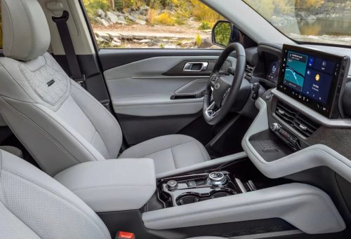 Ford, Ford Explorer, SEAT, Ford Explorer Recall Warning: Driver's Seat Could Recline and Trap Rear Passenger
