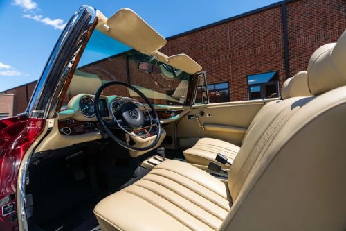 Mercedes-Benz, BRABUS-Restored 1971 Mercedes-Benz 280 SE 3.5 Cabriolet Is for Sale on Mecum's Monterey Auction