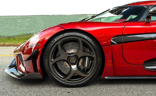 A 2019 Koenigsegg Regera in Photos